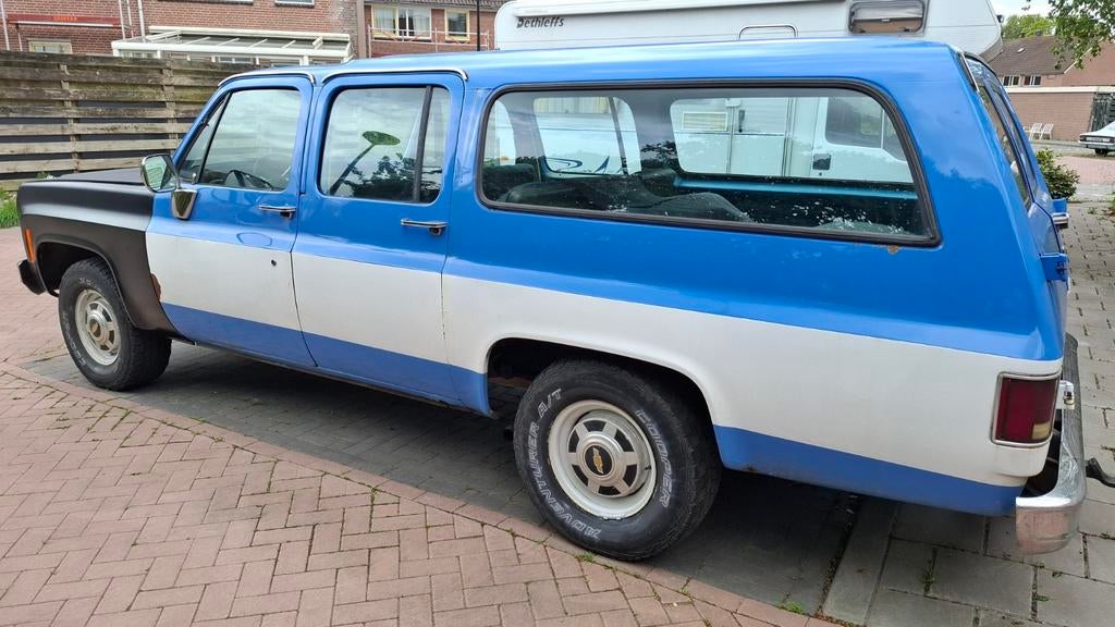 Chevrolet SUBURBAN 1977, 2000 kg, Blauw, 231 pk, Stationwagon