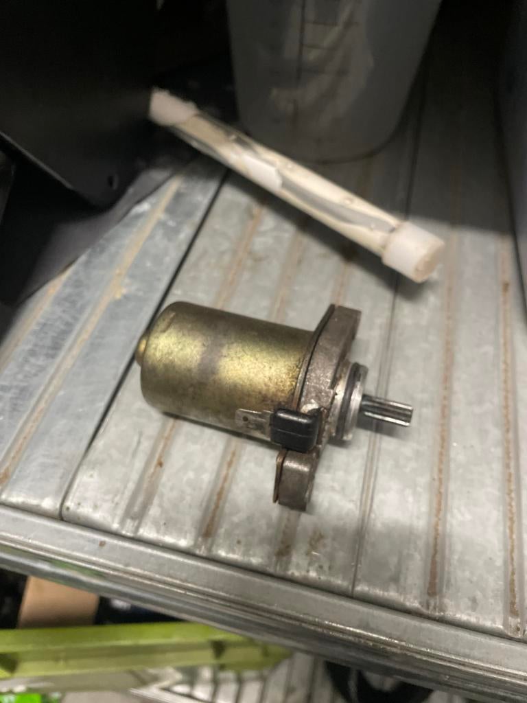 Elektrische startmotor Aerox - Werkend gedemonteerd, Fietsen en Brommers, Ophalen of Verzenden, Gebruikt, Overige typen, Yamaha