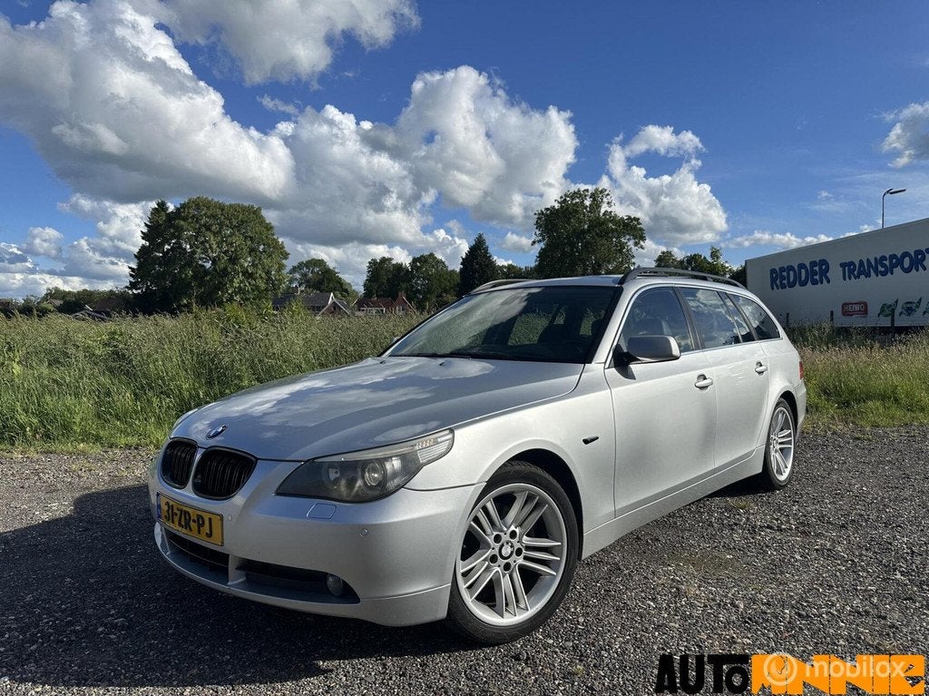 BMW 5-serie Touring 523i Executive Pano Clima Cruise, Auto's, BMW, Automaat, Achterwielaandrijving, 2497 cc, Euro 4