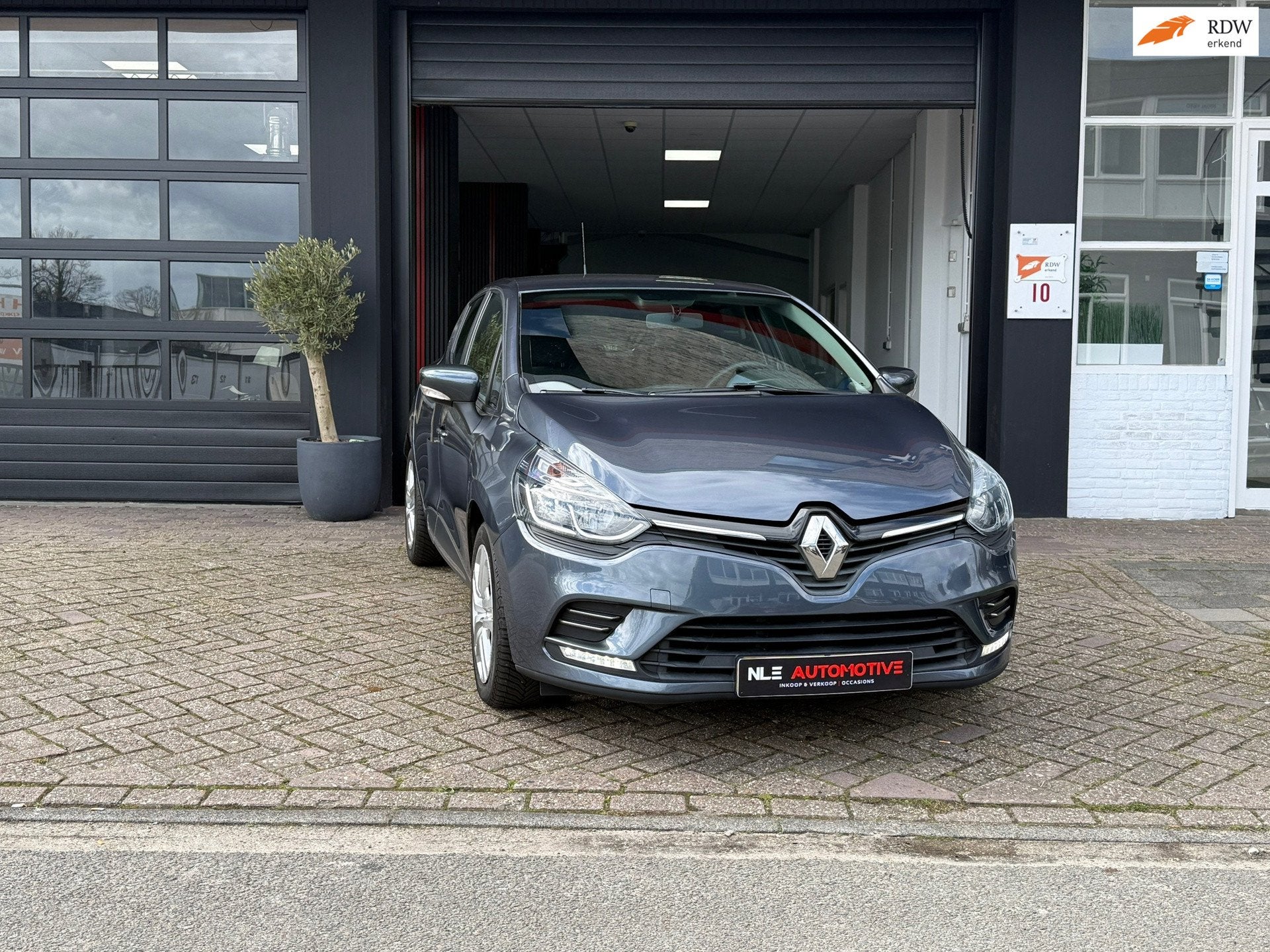 Renault CLIO 1.5 dCi Intens |Navi|Cruise|Keyless|Zuinig, Auto's, Renault, Voorwielaandrijving, Gebruikt, 4 cilinders, 615 kg