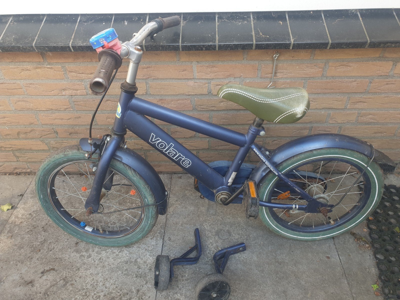 16 inch Volare, Ophalen, Gebruikt, Staal, 16 tot 20 inch