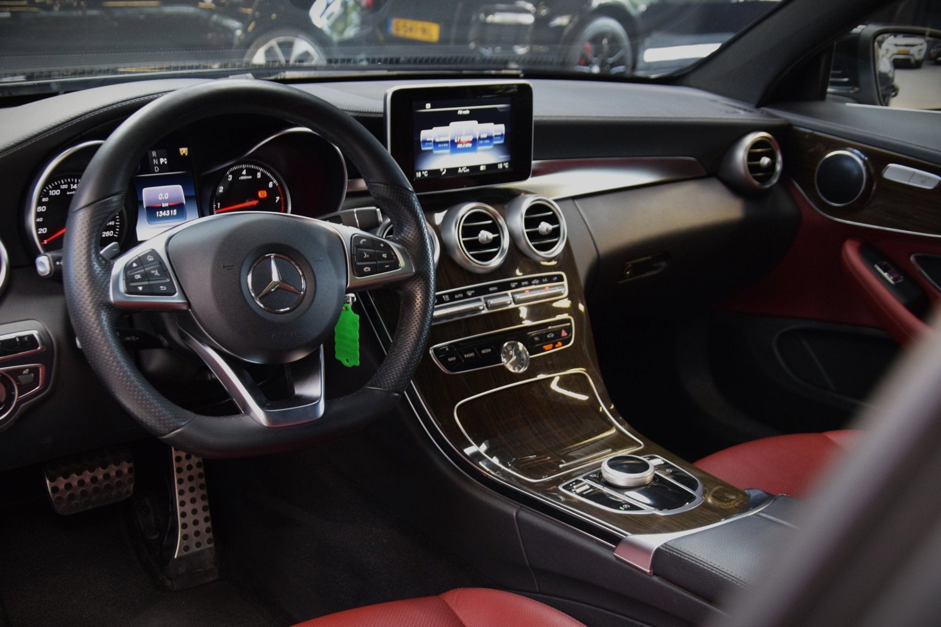 Mercedes-Benz C-klasse Coupé 300 Prestige Coupe AMG-pakket, Automaat, Achterwielaandrijving, Euro 6, 4 stoelen