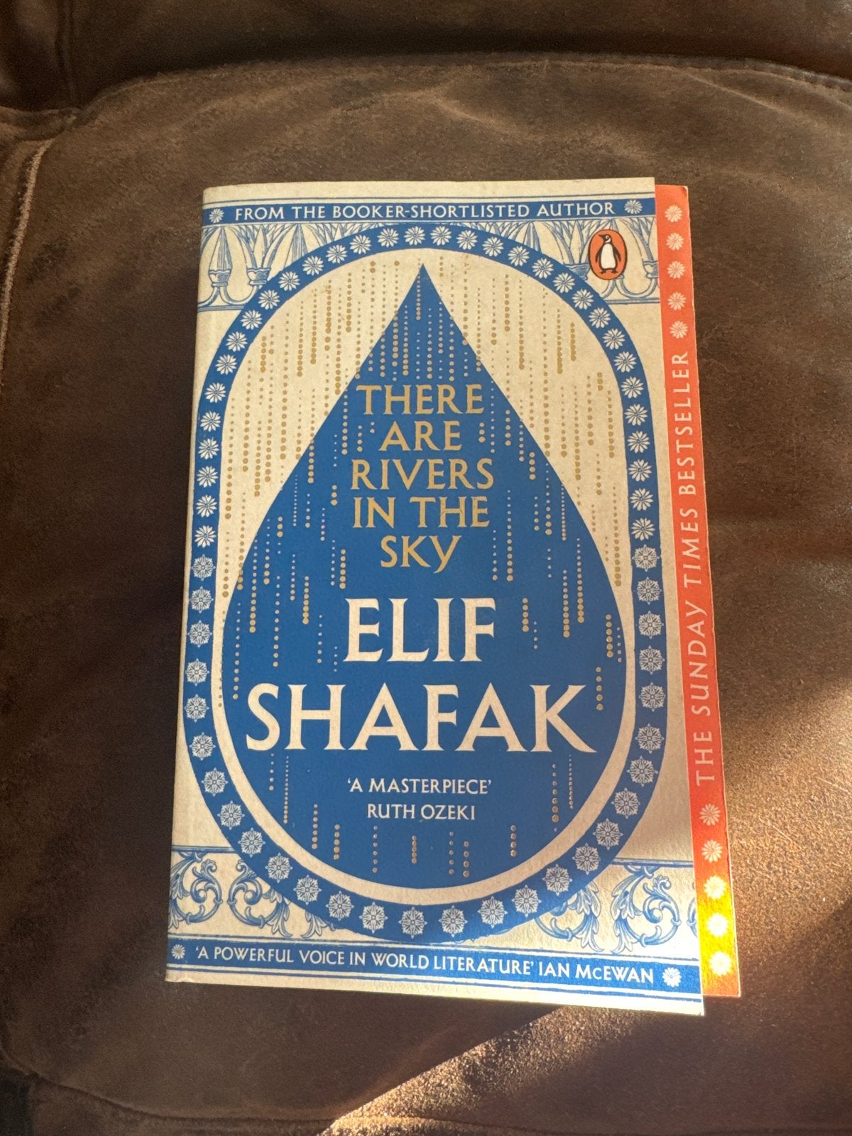 There Are Rivers In The Sky - Elif Shafak (Engels), Boeken, Ophalen of Verzenden, Zo goed als nieuw
