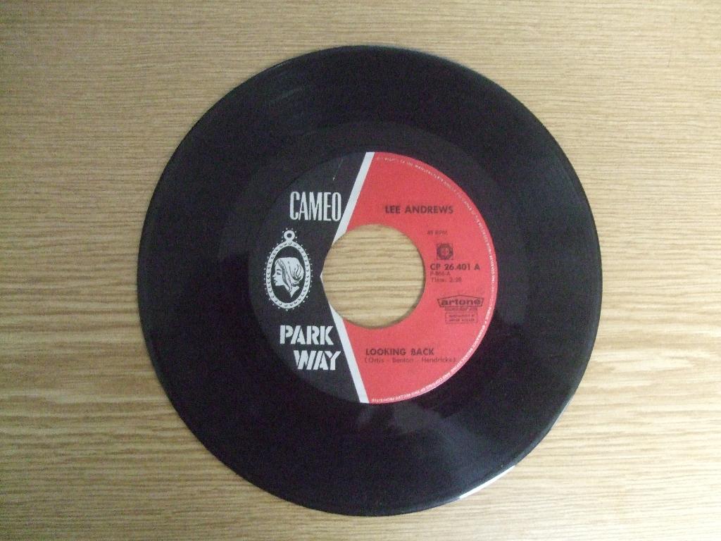 LEE ANDREWS     LOOKING BACK / OPERATOR, Cd's en Dvd's, Vinyl Singles, Gebruikt, 7 inch, Single, Ophalen of Verzenden