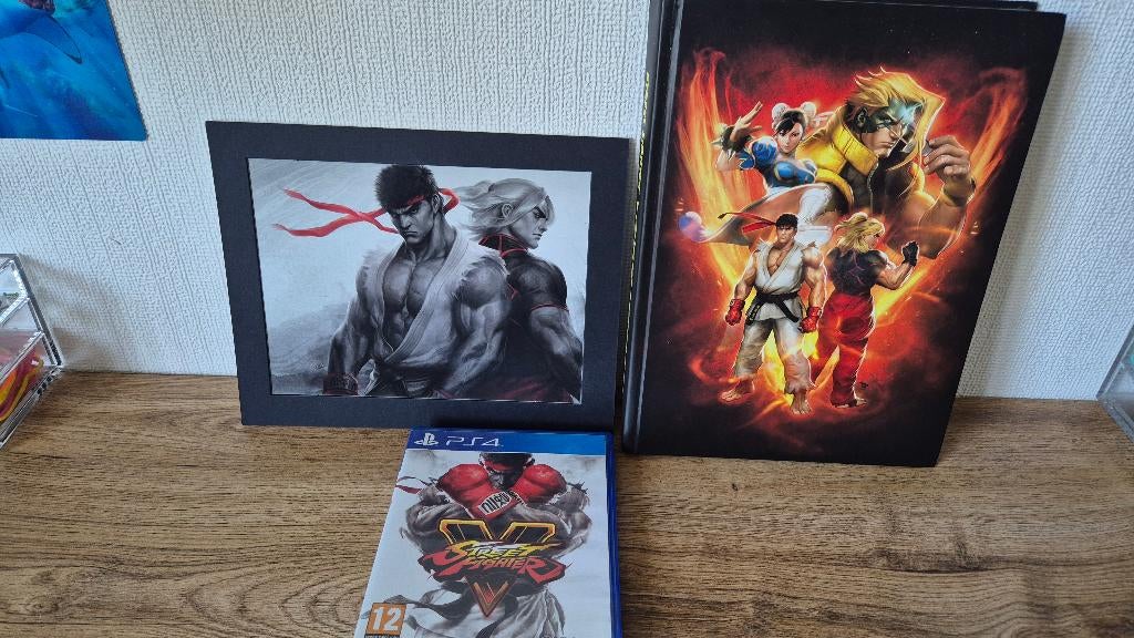 Street fighter 5 collector's edition guide + game + art card, Vechten, 2 spelers, Ophalen of Verzenden, Zo goed als nieuw