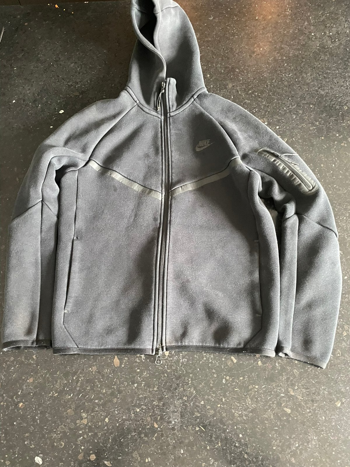 Nike tech vest en korte broekje, Ophalen, Zo goed als nieuw