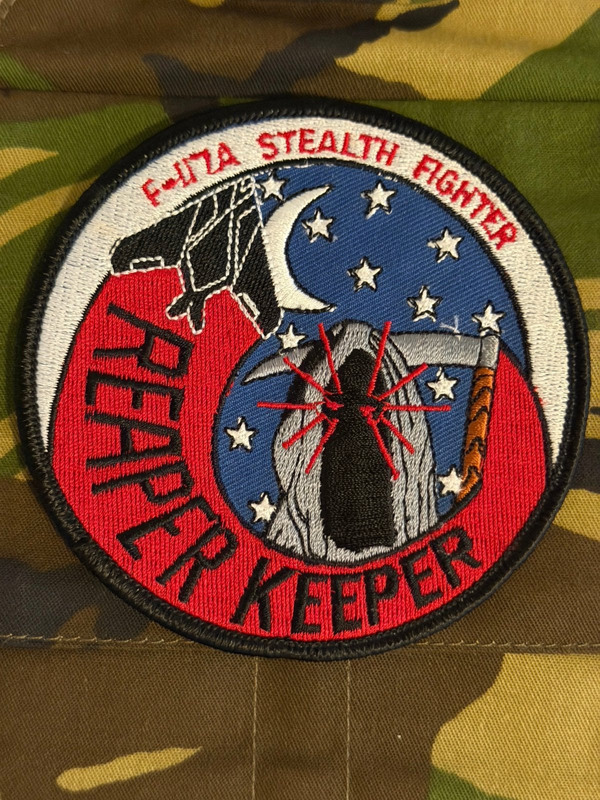 F-117A STEALTH FIGHTER" en "REAPER KEEPER"., Verzenden, Zo goed als nieuw, Patch, Badge of Embleem