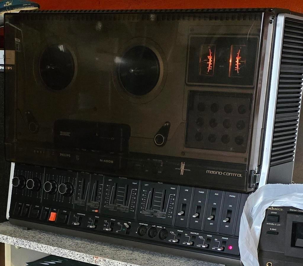 Philips bandrecorder N4506 ,in goede staat, Ophalen, Bandrecorder, Met stofkap