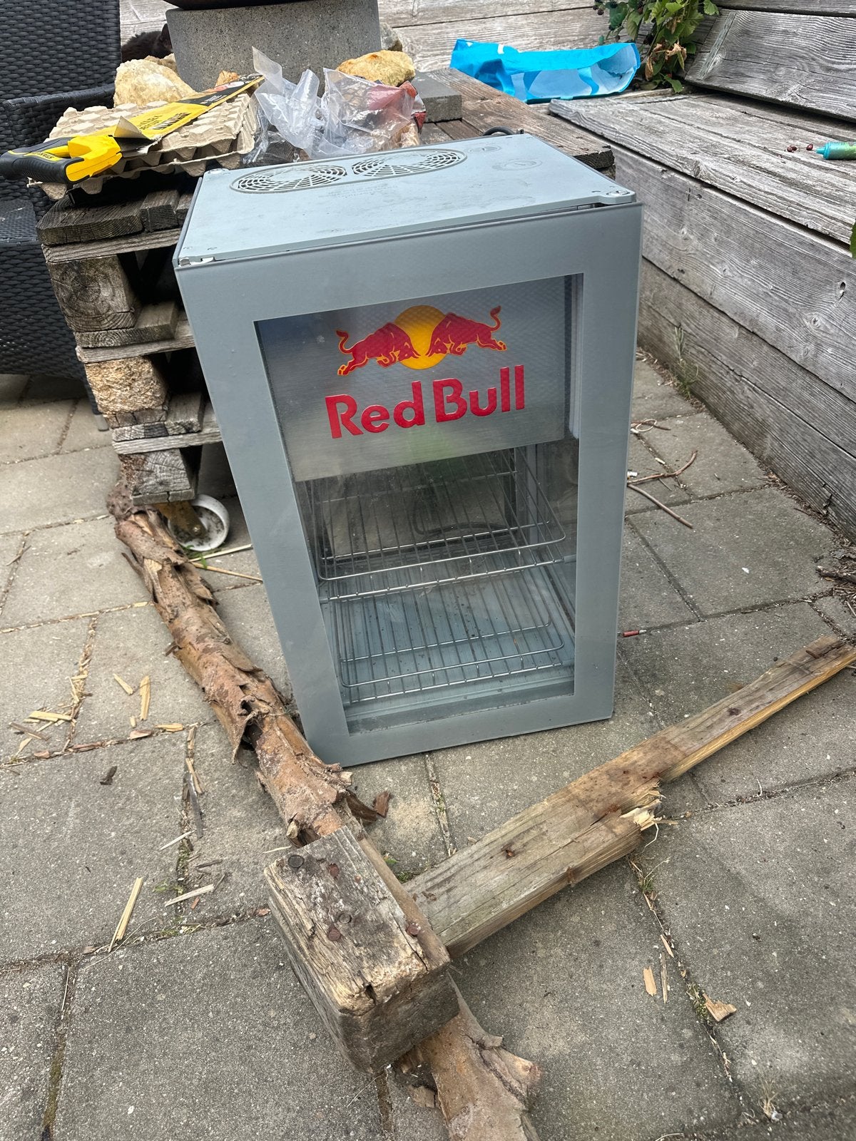 Red Bull mini koelkast - Perfect voor drankjes, Witgoed en Apparatuur, Koelkasten en IJskasten, Minder dan 45 cm, Minder dan 75 liter
