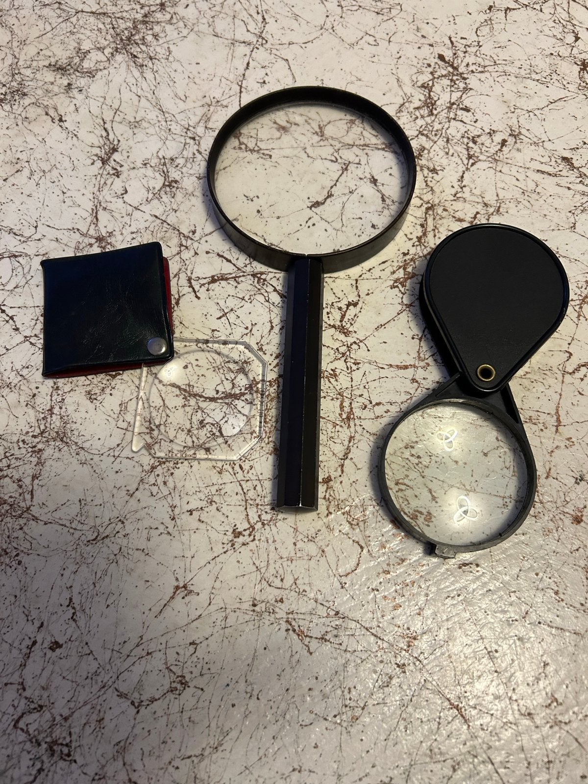 Set van 3 Vergrootglazen: Klassiek, Opvouwbaar & Creditcard, Ophalen of Verzenden, Gebruikt, Vergrootglas of Loep