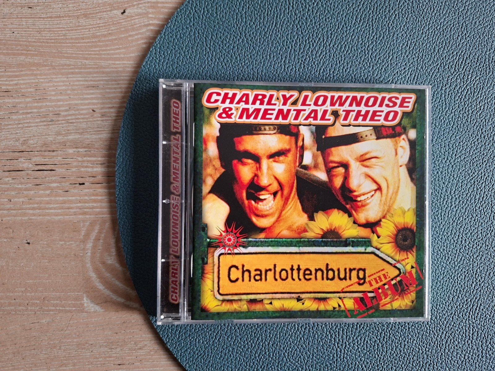 charly lownoise & mental theo charlottenburg album, Ophalen of Verzenden, Zo goed als nieuw