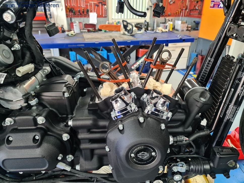 Foto 18 van HARLEY-DAVIDSON 5HD LOW RIDER ST FXLRST (bj 2023)