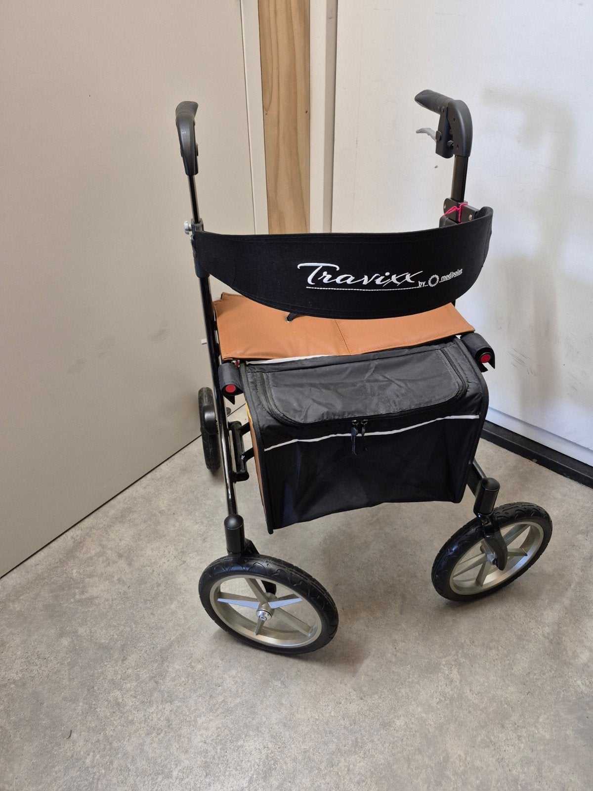 Travixx Traveller Rollator, Diversen, Rollators, Ophalen, Gebruikt
