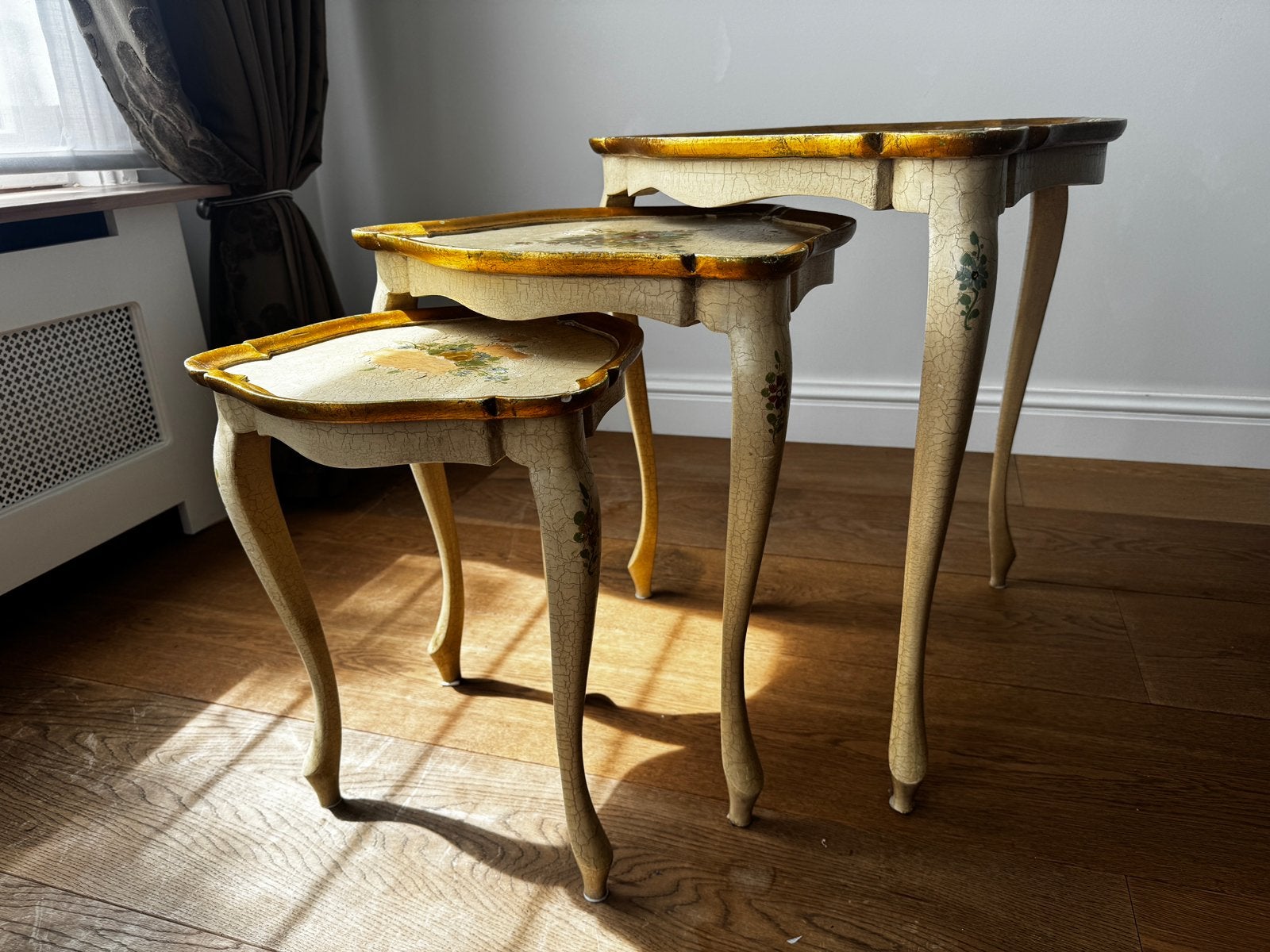 Louis XV nesting tables 3 pcs, Ophalen