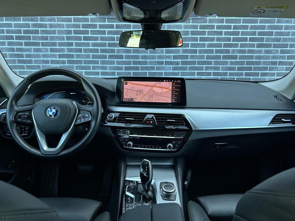 BMW 5-serie Touring 520e Business Edition Plus | Laser LED K, Auto's, 1998 cc, Achterwielaandrijving, Gebruikt, 4 cilinders