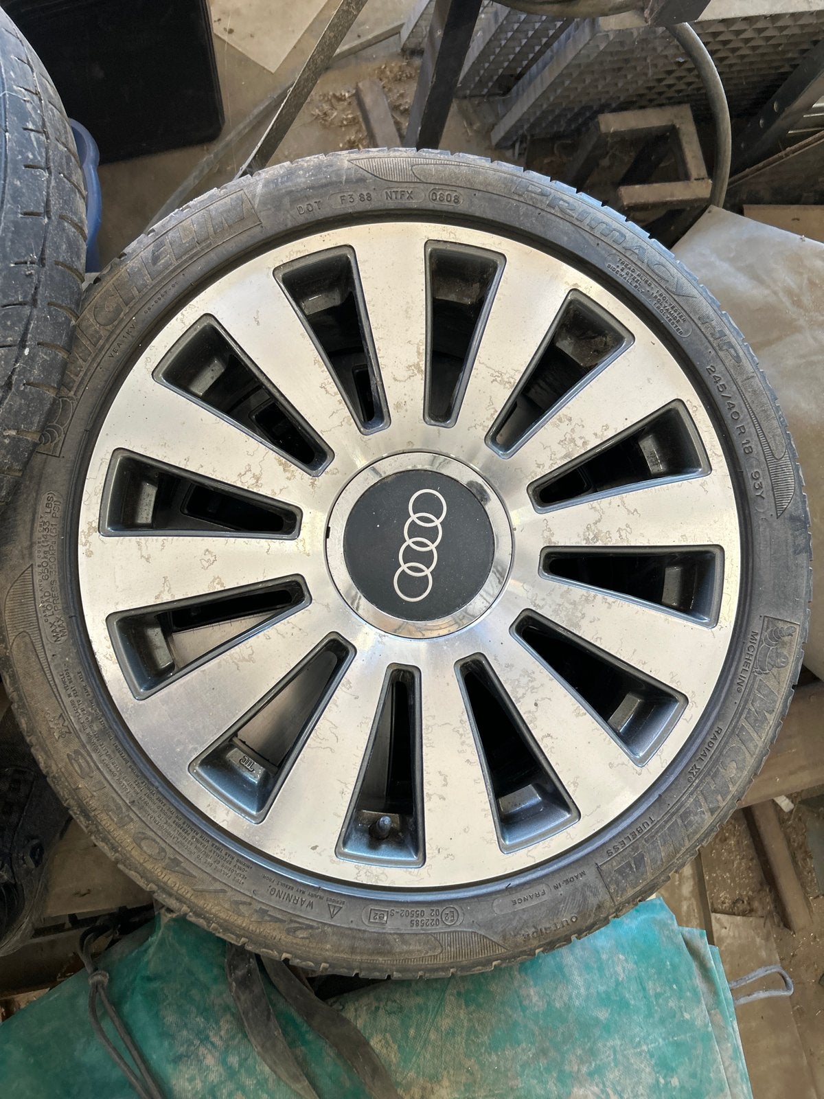 Audi 18 inch velgen met banden, Ophalen, 18 inch, Banden en Velgen, Personenwagen