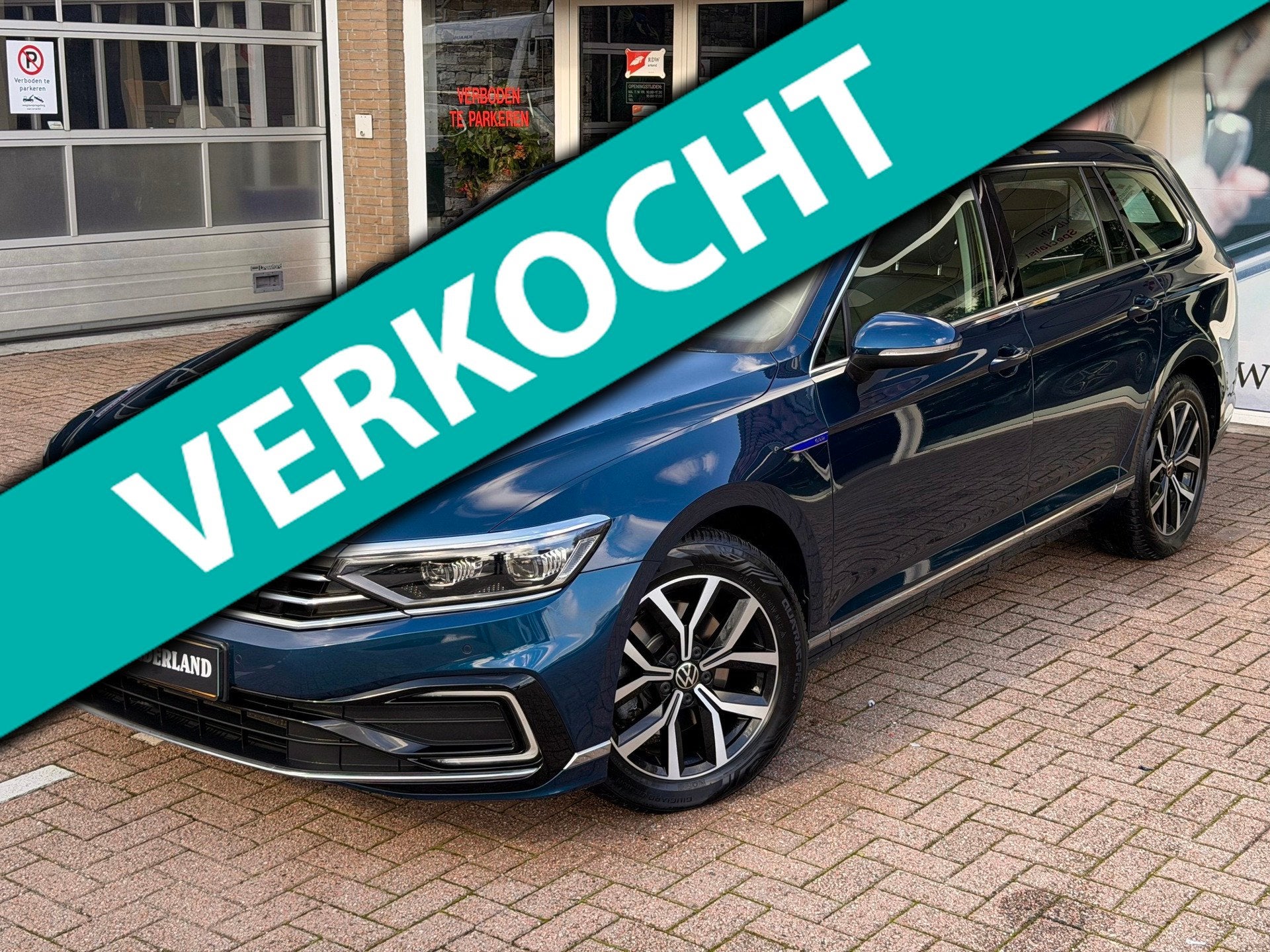 Volkswagen Passat Variant 1.4 TSI PHEV GTE Business+ | LEDER, Auto's, Dealer onderhouden, Gebruikt, Blauw, 1600 kg
