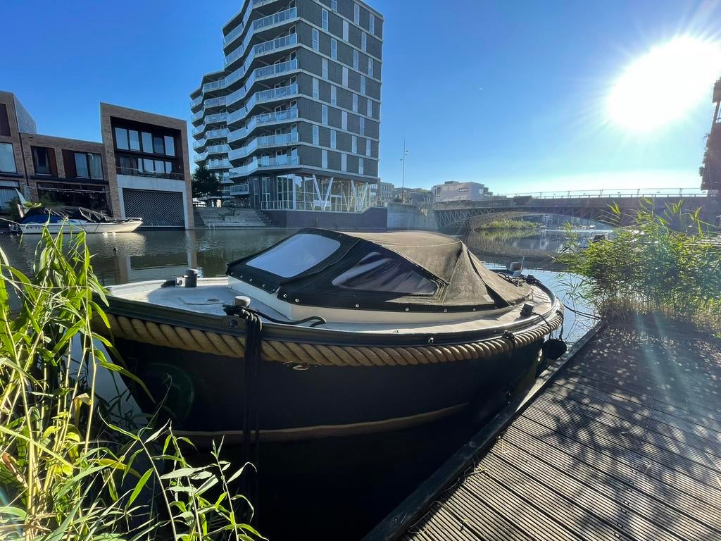 Sloep staal rondspant 6 meter lang, 62 PK binnenboord motor, Watersport en Boten, Sloepen, Ophalen, Staal, Binnenboordmotor, 6 meter of meer