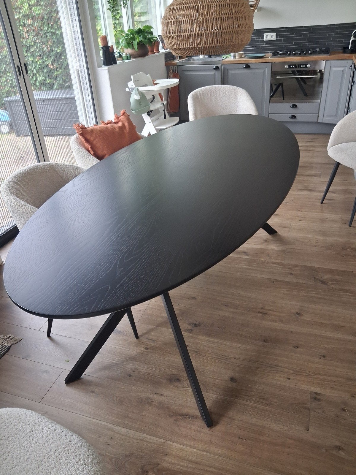 WOOOD Bruno eettafel ovaal zwart 220x100 cm, Huis en Inrichting, Tafels | Eettafels, Gebruikt, 200 cm of meer, 50 tot 100 cm, Vijf personen of meer