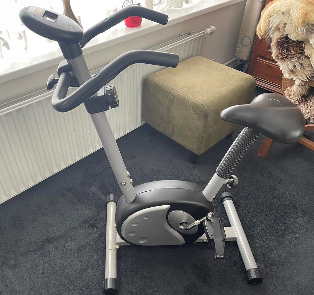 Hometrainer, Sport en Fitness, Fitnessmaterialen, Ophalen, Zo goed als nieuw, Benen, Overige typen