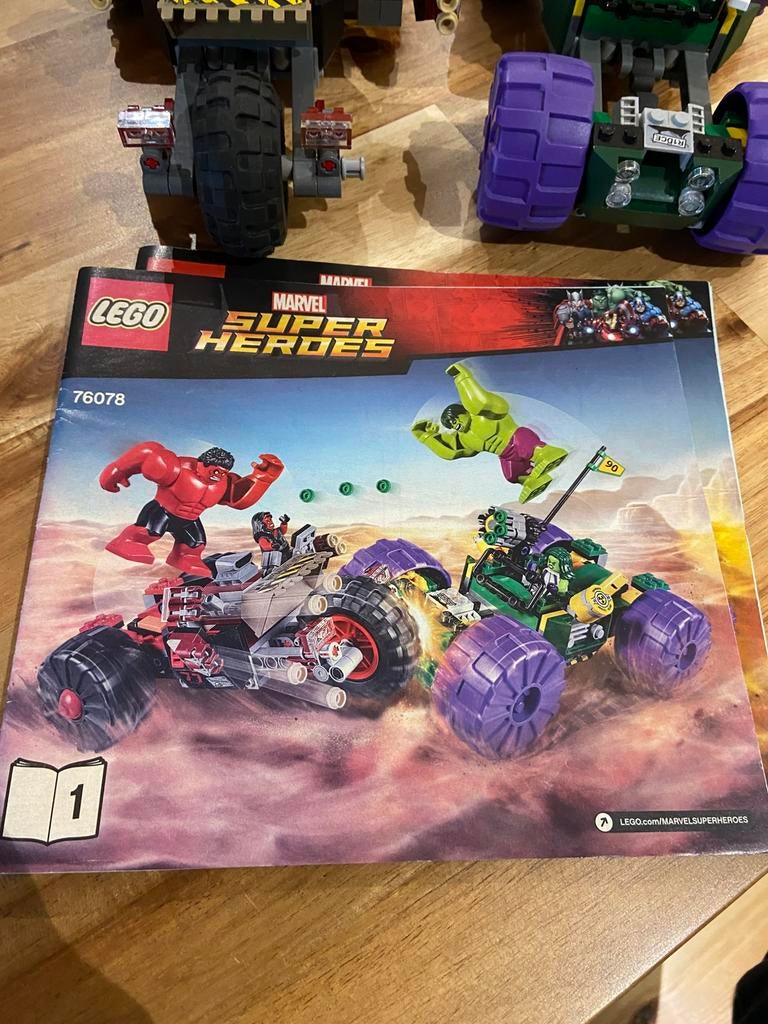 Lego Marvel 76078 Hulk vs Red Hulk, Marvel, Lego, Ophalen of Verzenden, Zo goed als nieuw