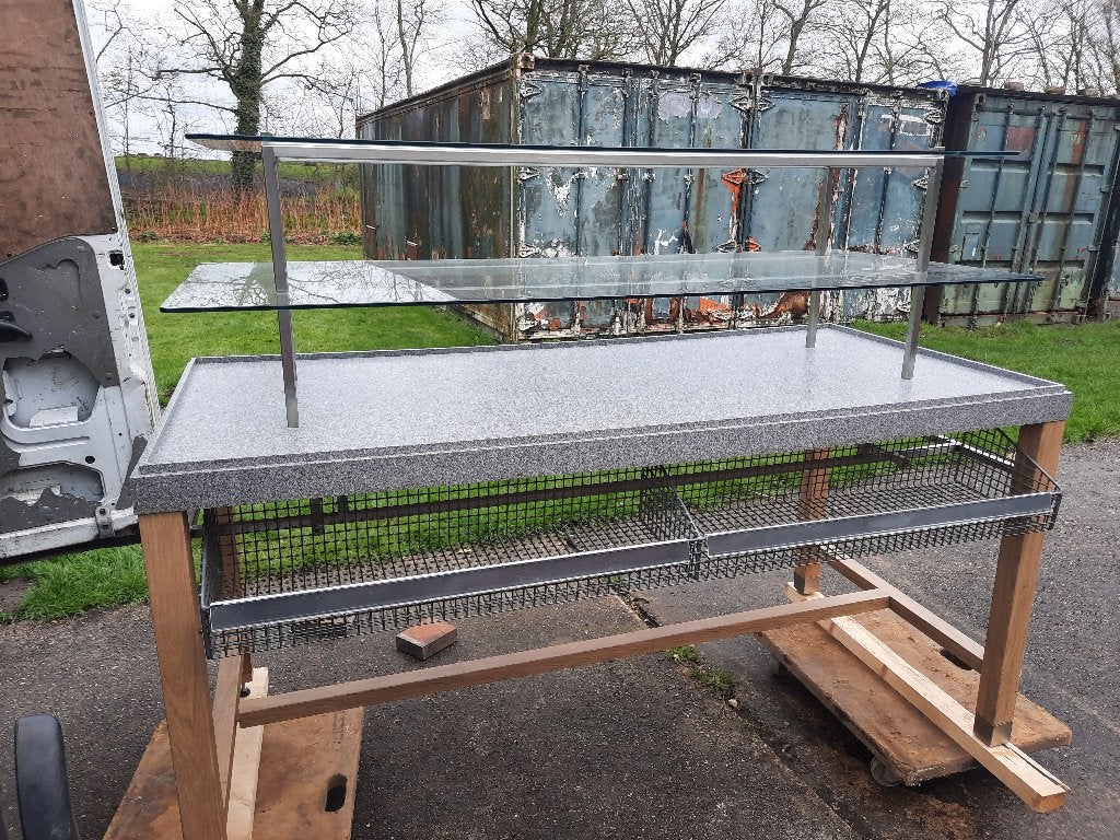 presentatie tafel met glazen etage opstand, Ophalen, Gebruikt, 75 cm of meer, 60 cm of meer