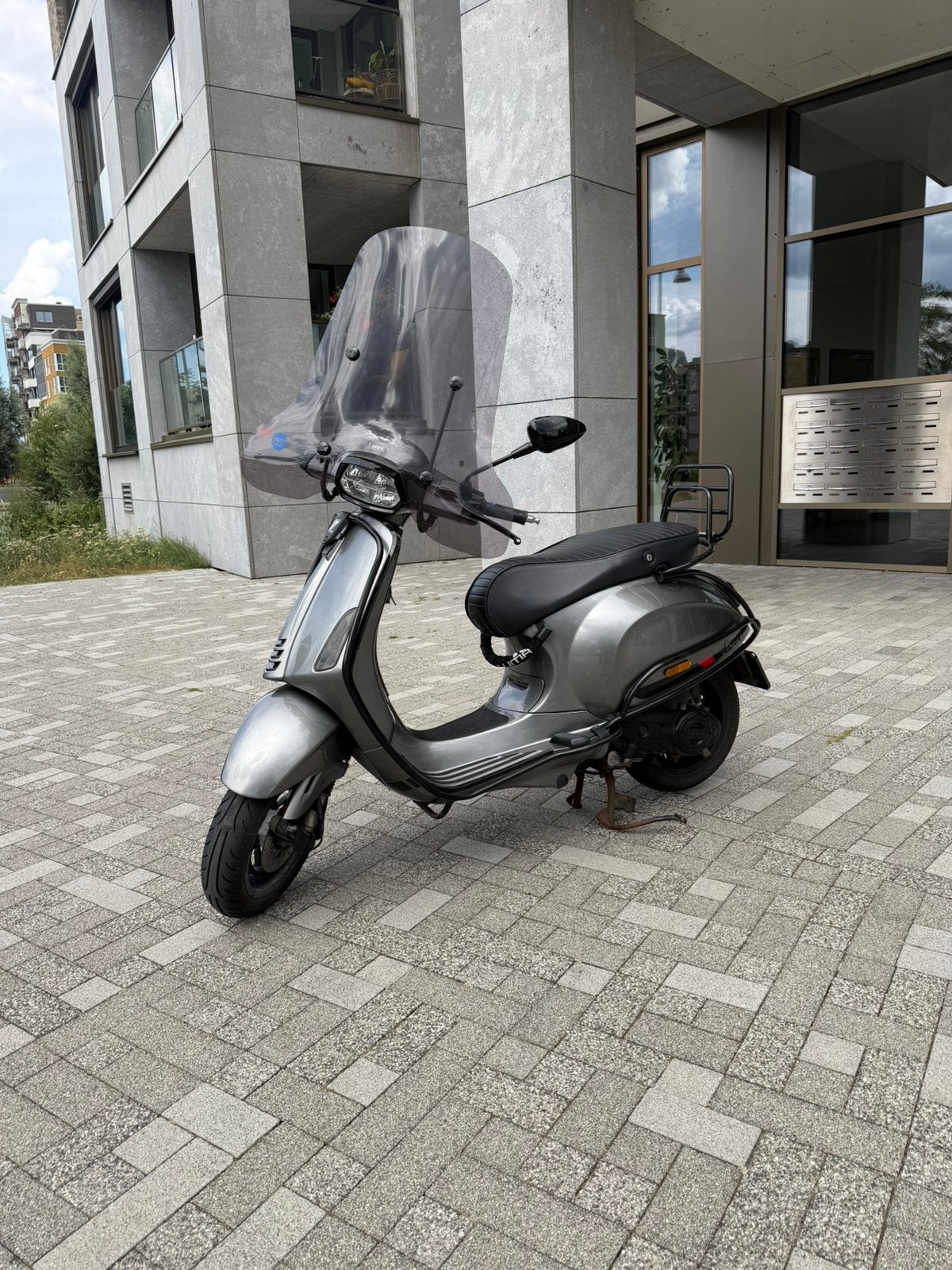 Vespa Sprint bromscooter 2019 (Custom kleur) 13.000km, Fietsen en Brommers, Scooters | Vespa, Ophalen, Overige modellen, Zo goed als nieuw