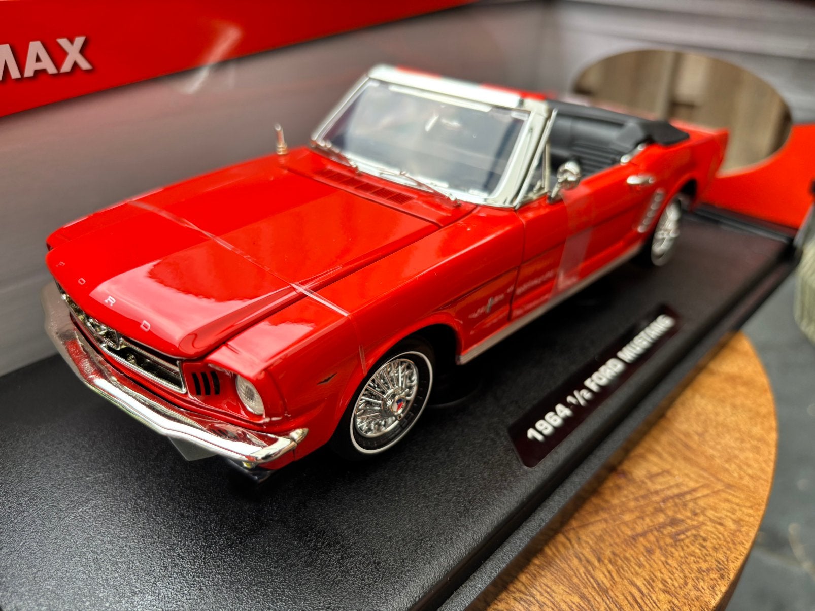 Motor Max Ford Mustang Convertible 1964 rood, Ophalen of Verzenden, Zo goed als nieuw, Overige merken