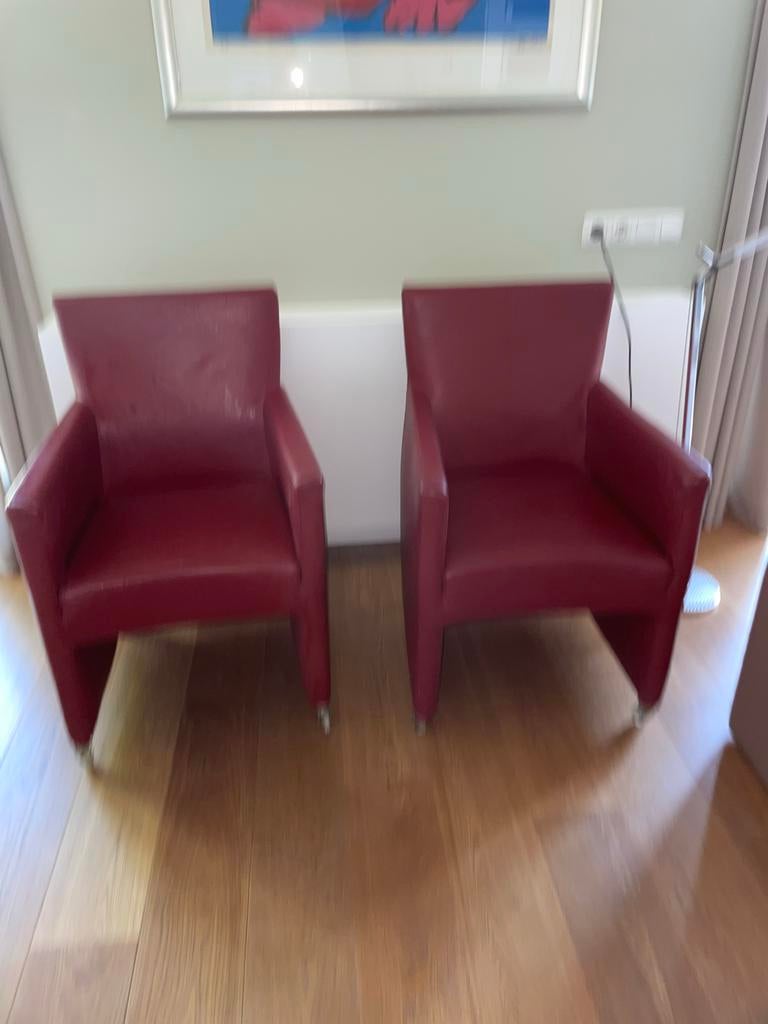 Bert Plantagie Twee Design Stoelen Rood Leder op Wieltjes, Twee, Leer, Ophalen of Verzenden, Zo goed als nieuw