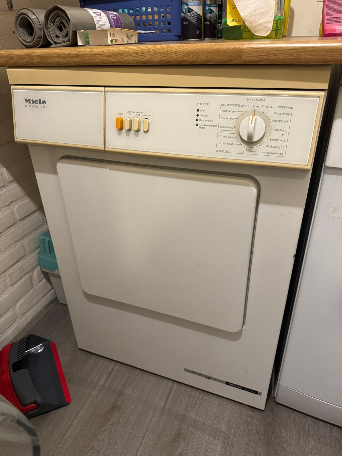 Miele Novotronic T 464 Luchtafvoerdroger, Ophalen, 6 tot 8 kg, Gebruikt, Luchtafvoer
