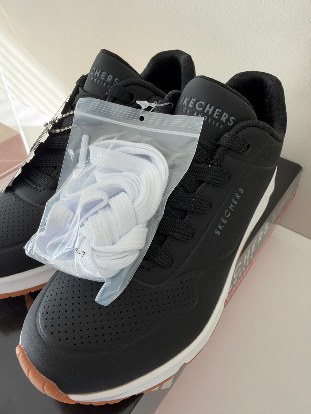 Skechers Street Uno Stand On Air Sneakers Zwart | Maat 36, Zwart, Nieuw, Ophalen of Verzenden, Sneakers of Gympen