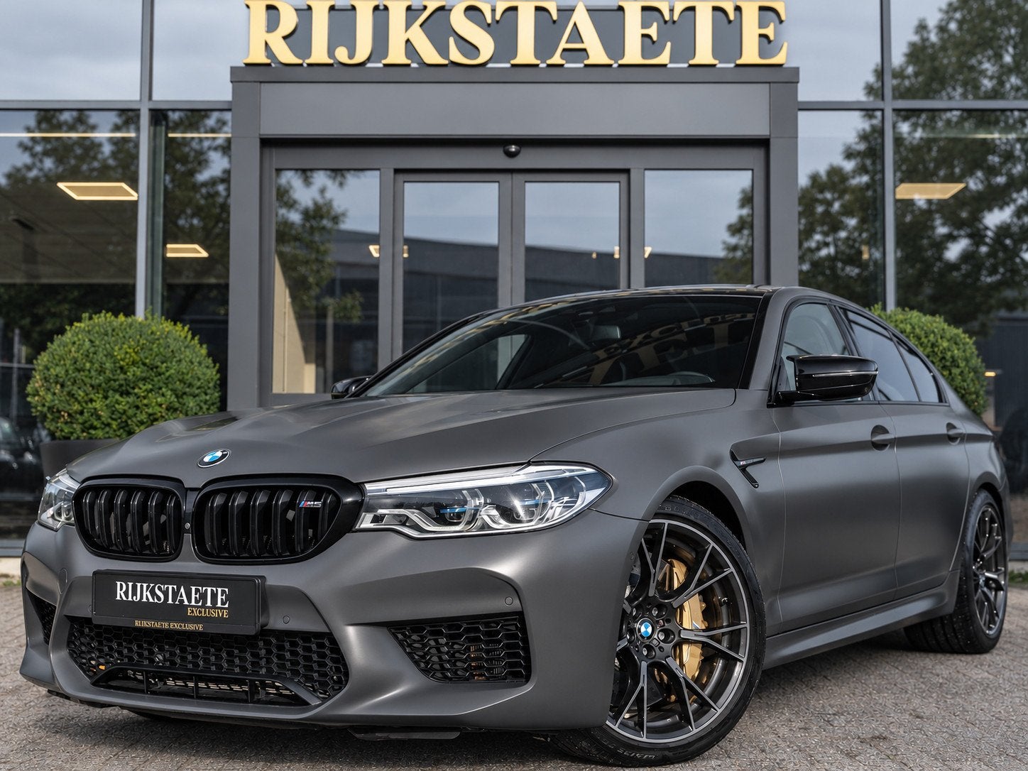 BMW 5-serie M5 Competition 35 Jahre|CARBON|CERAMIC|H&K|1/350, Automaat, Gebruikt, 4395 cc, Leder