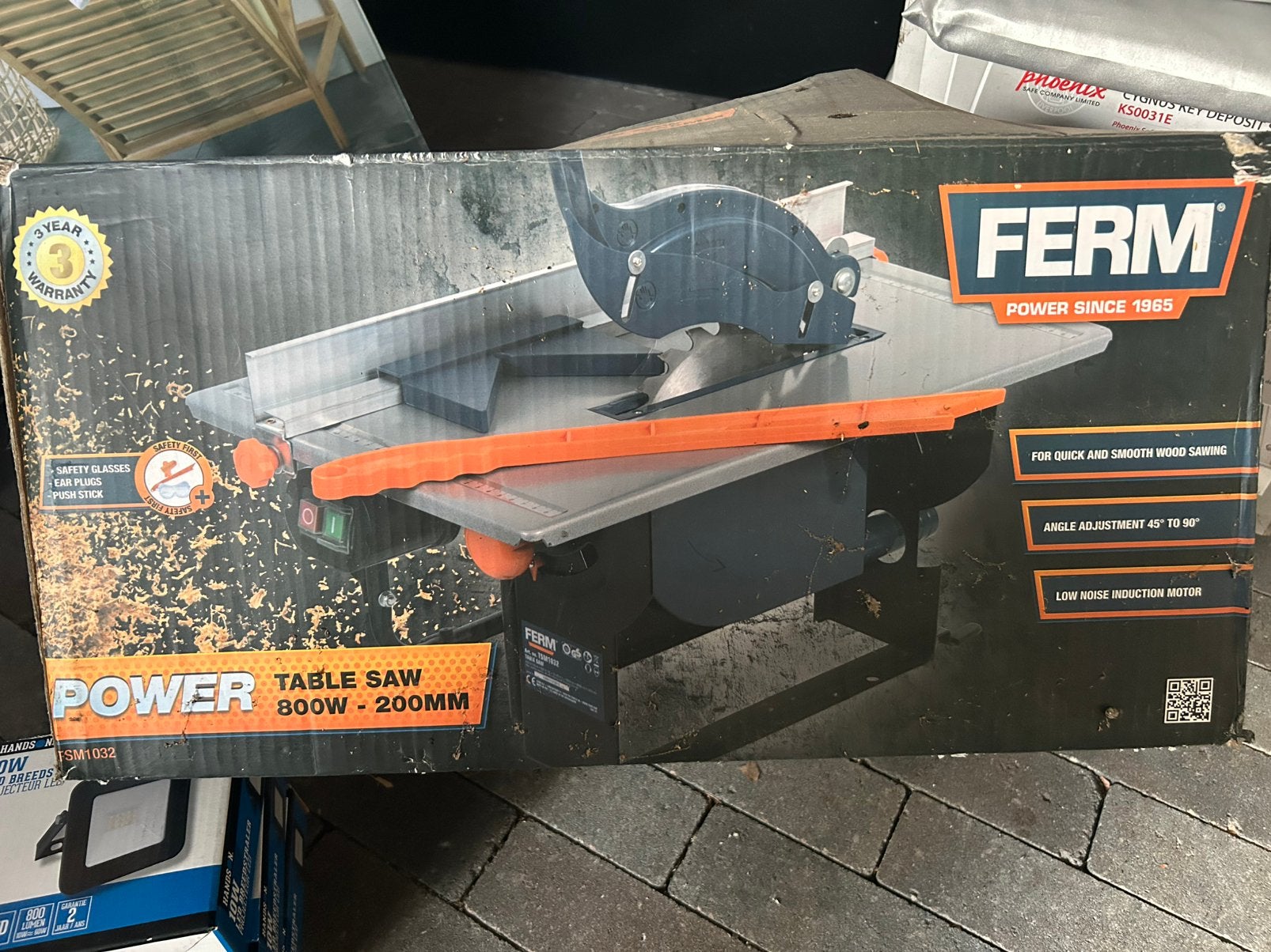 Zaagtafel Ferm 800W TSM 1032, Doe-het-zelf en Verbouw, Gereedschap | Zaagmachines, Ophalen, Cirkelzaag, 600 tot 1200 watt, Zo goed als nieuw
