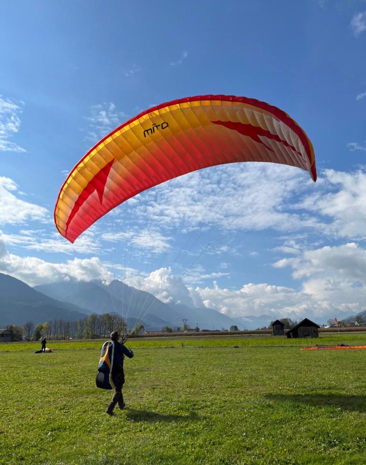 Swing Mito M, goede staat en gekeurd tot 10-06-2028, Sport en Fitness, Zweefvliegen en Paragliding, Ophalen of Verzenden, Gebruikt