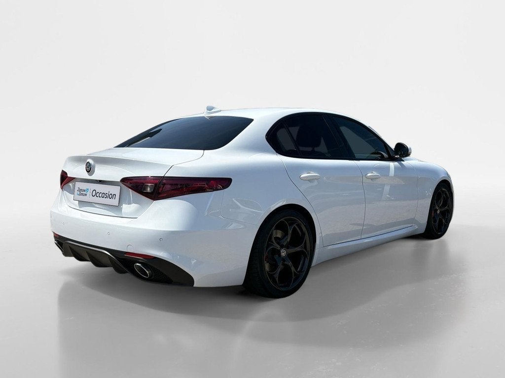 Alfa Romeo Giulia 2.0T Super |Automaat| LM Winterset|Driver, Auto's, Alfa Romeo, Automaat, 4 cilinders, Wit, 1600 kg