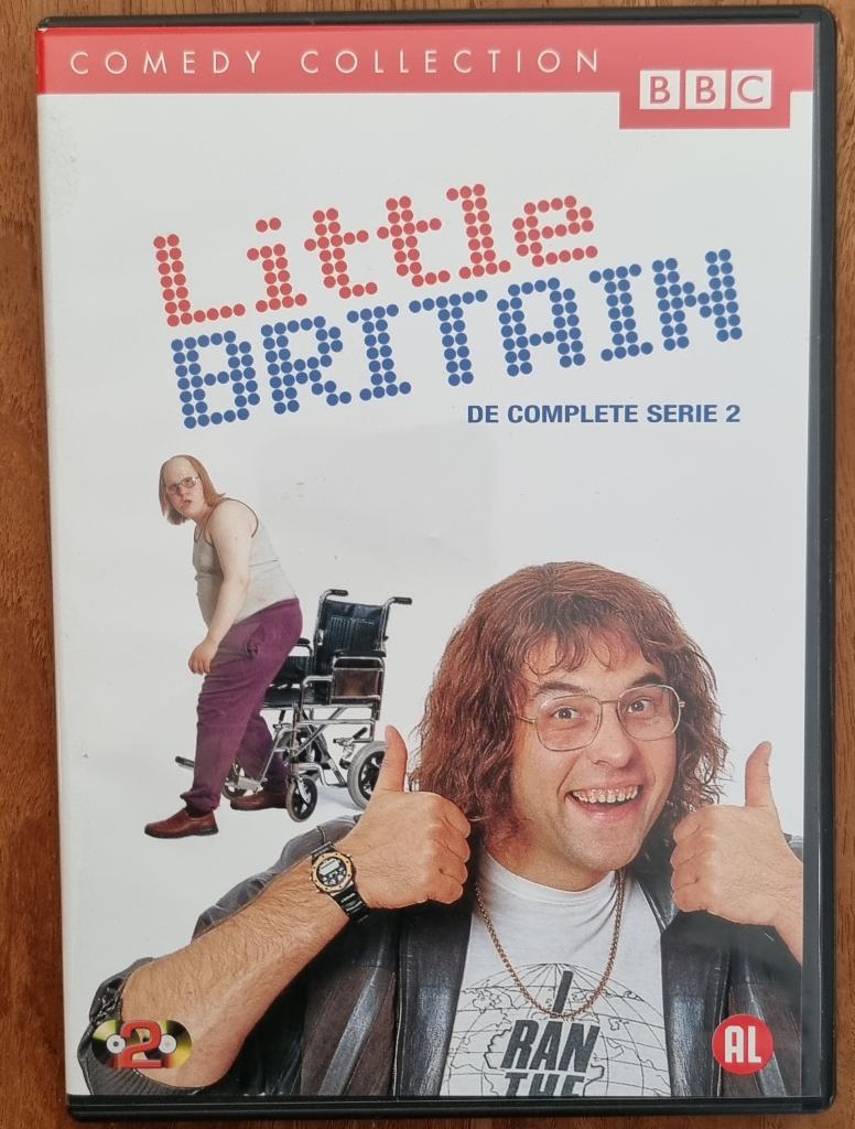 DVD Little Britain - de complete serie 2 - 2 discs - IZGST, Cd's en Dvd's, Alle leeftijden, Ophalen of Verzenden, Zo goed als nieuw