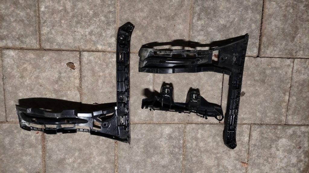 Achterbumper geleiders links/rechts Mercedes C-Klasse W205, Auto-onderdelen, Ophalen, Gebruikt, Mercedes-Benz, Bumper