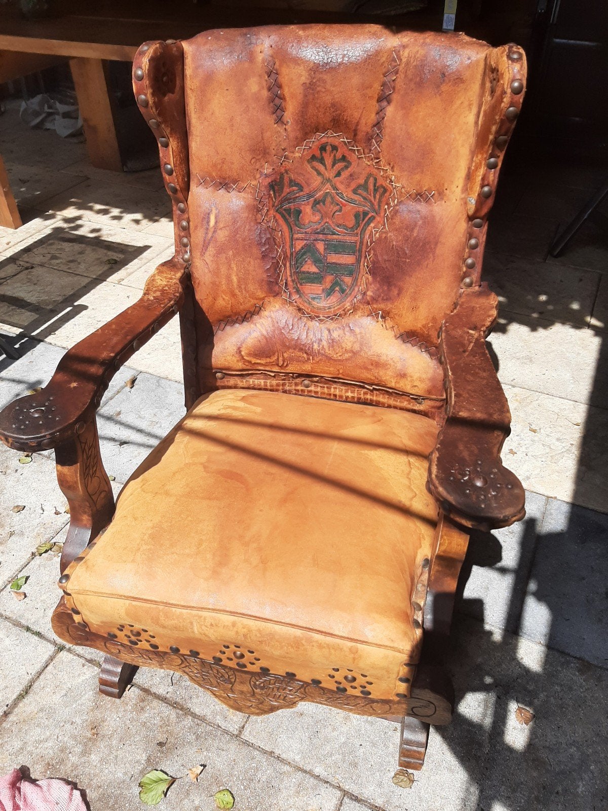 Vintage Herenstoel / Fauteuil van Leer en Hout, Ophalen