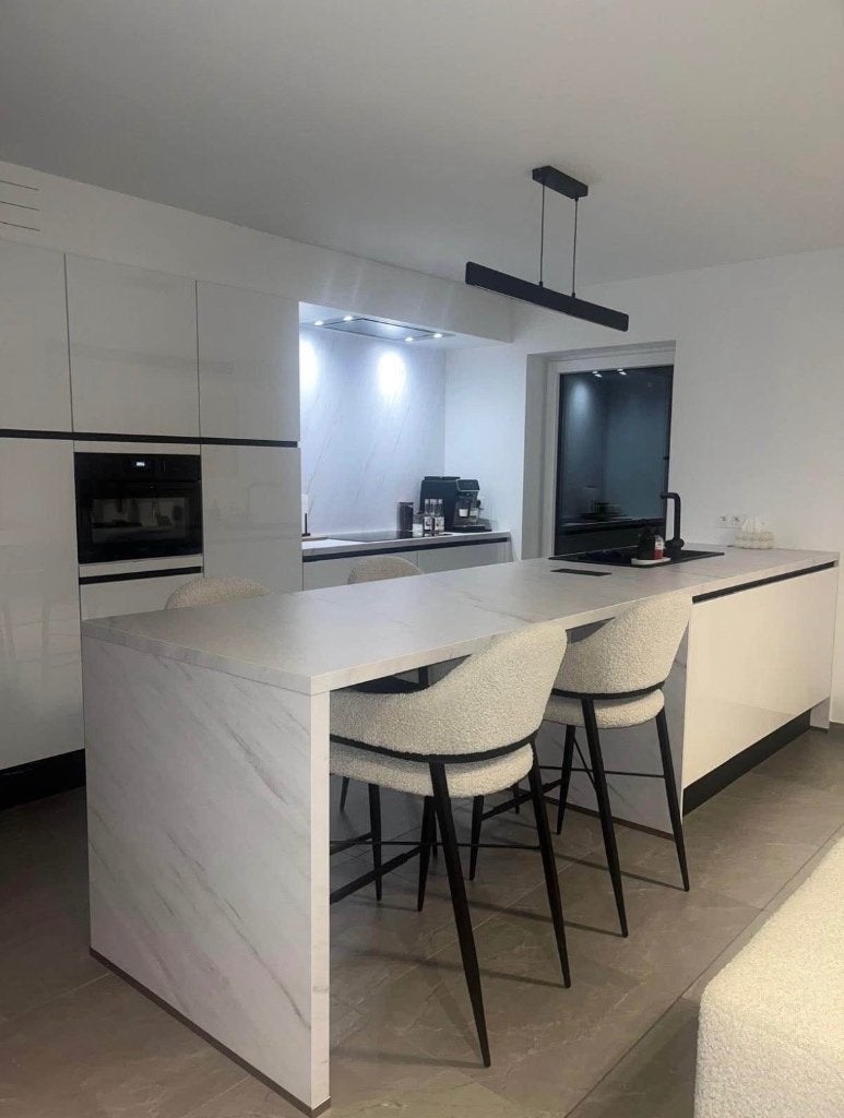 Keuken, Huis en Inrichting, Keuken | Complete keukens, Zo goed als nieuw, Dubbelwandige keuken, Wit, Composiet, Greeploos, Met kookeiland