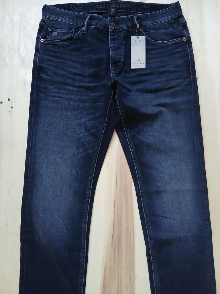Cast Iron Riser slimfit jeans maat W33 L32, Blauw, Nieuw, Ophalen of Verzenden, W33 - W34 (confectie 48/50)