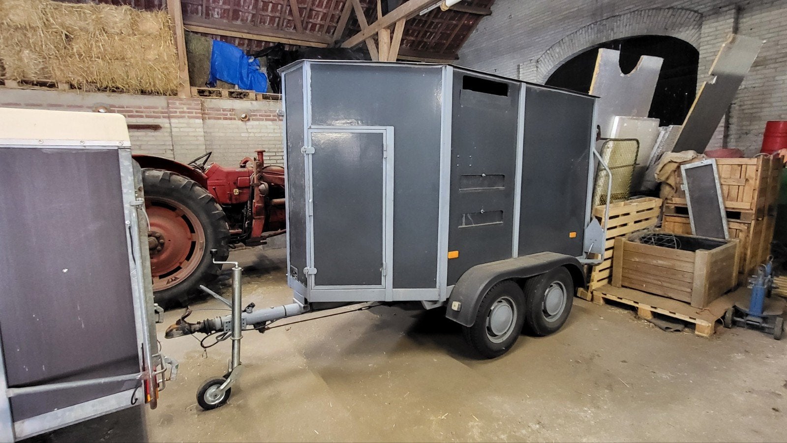 1,5 paard trailer, Dieren en Toebehoren, Ophalen, Hout
