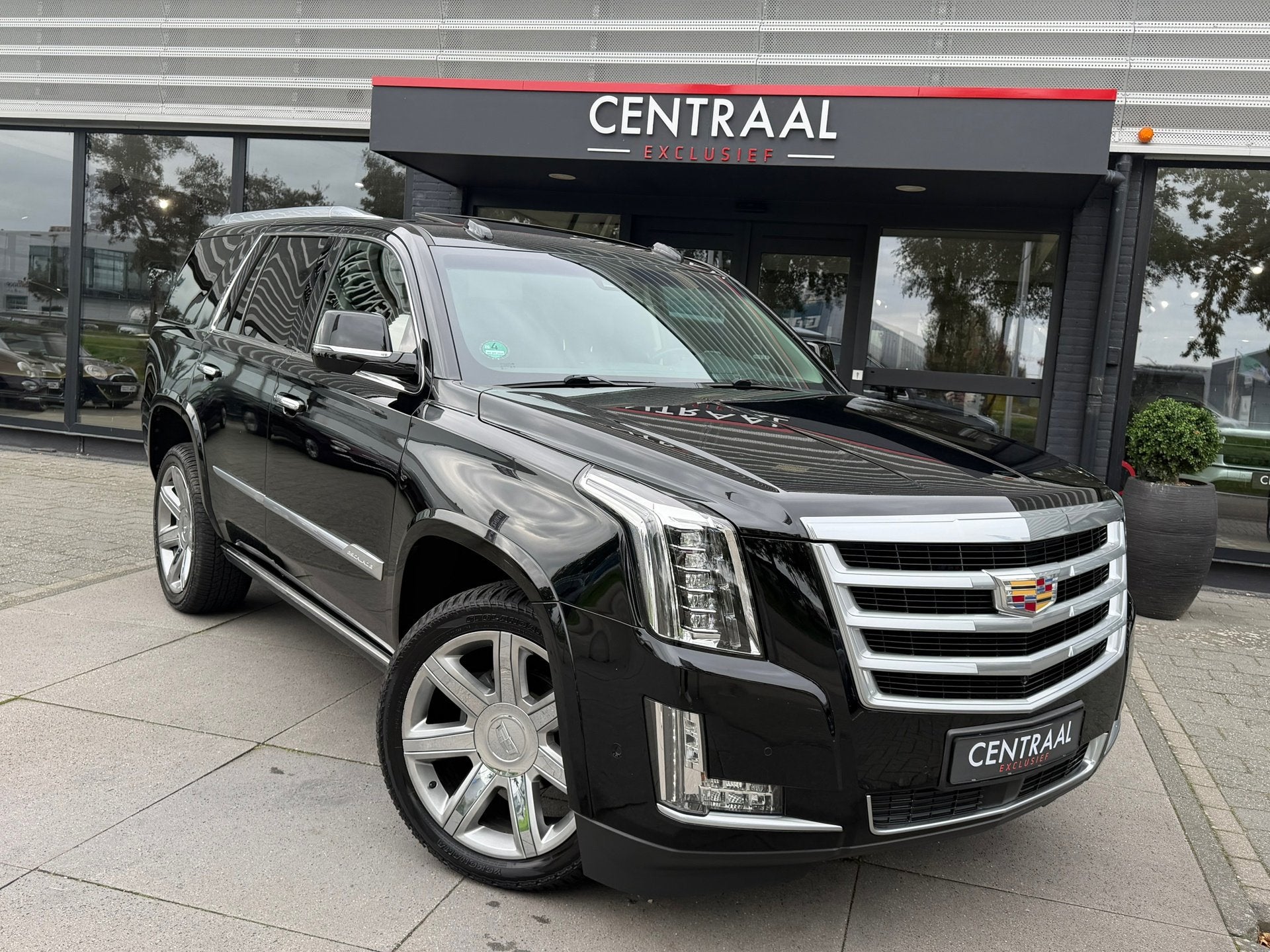 Cadillac ESCALADE 6.2 V8 Platinum Leder|7Pers.|Stoelkoeling|, Auto's, Automaat, Zwart, Vierwielaandrijving, SUV of Terreinwagen