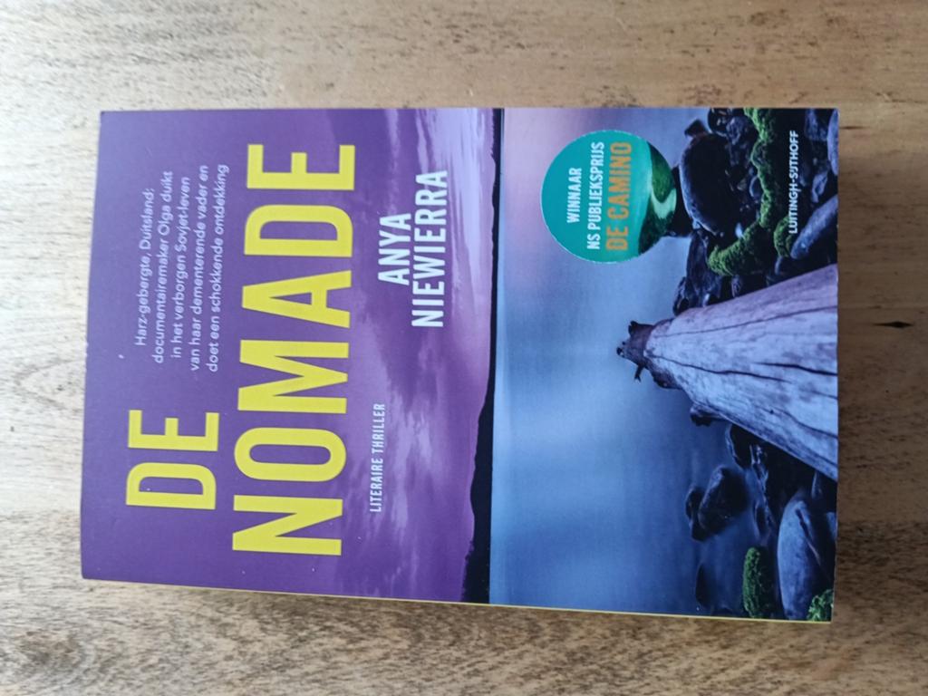 De Nomade - Anya Niewierra (Literaire Thriller), Boeken, Thrillers, Ophalen of Verzenden, Zo goed als nieuw, Anya Niewierra, Nederland