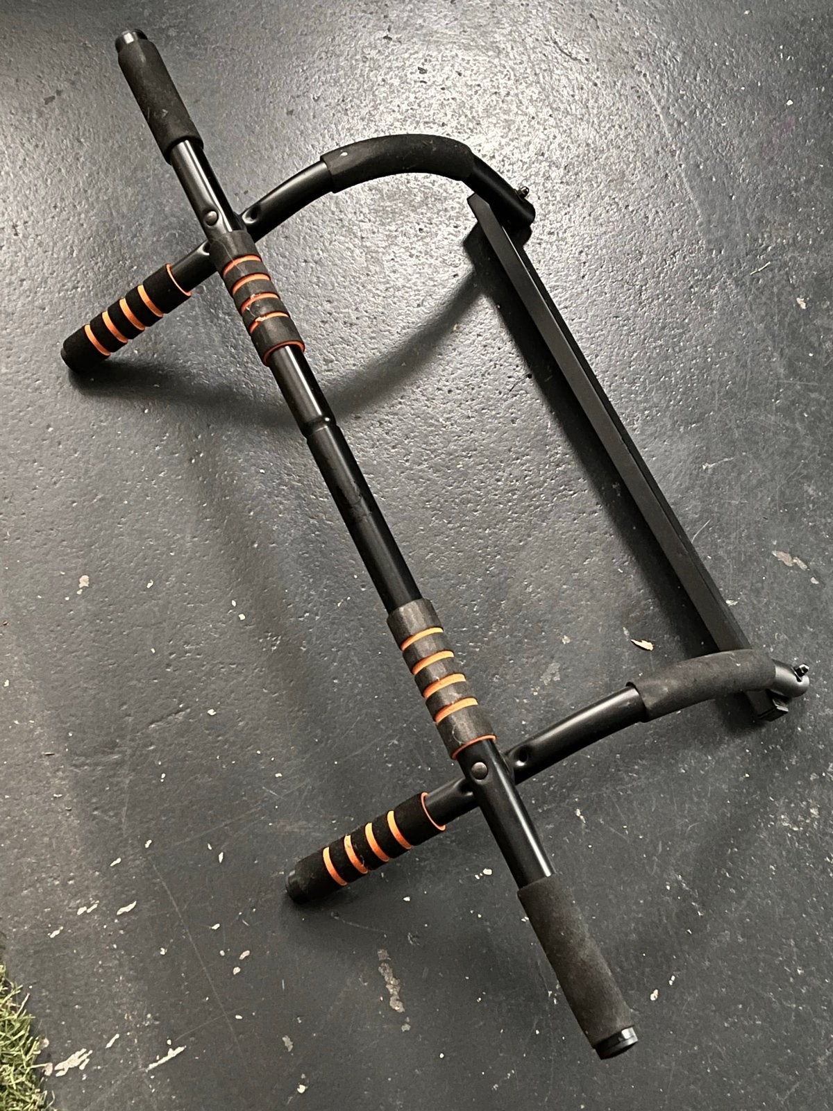 Oprekstang / Chin-up bar voor thuisgebruik. Biceps, Sport en Fitness, Ophalen, Zo goed als nieuw, Armen, Oprekstang