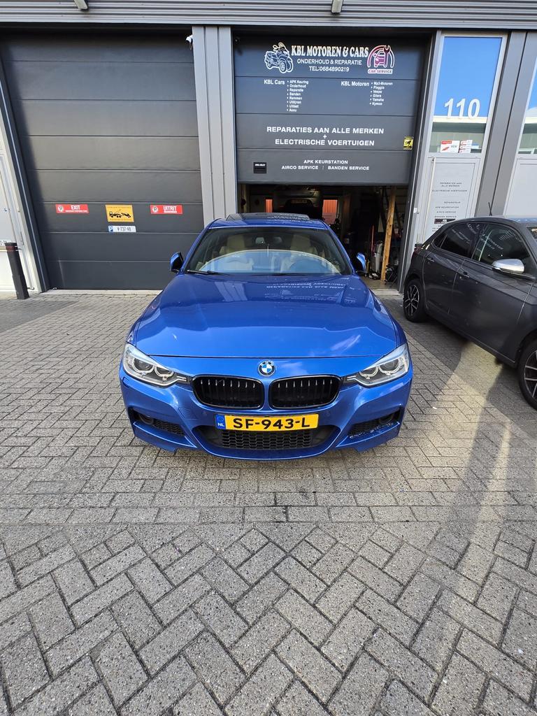 BMW328DVol!225pk,HUD,Camera,stoelverwarming,stuurverwarming, 183 pk, 1995 cc, Blauw, Diesel