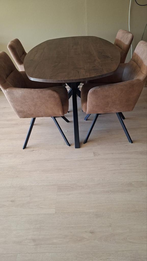 Eethoek te koop aangeboden, Ophalen of Verzenden, Zo goed als nieuw, 4 tot 6 stoelen