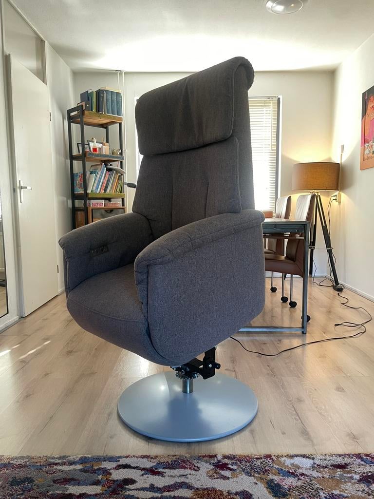 Sta Op Stoel RelaxFauteuil Prominent NIEUW! Nieuwprijs €5400, Prominent Design Kwaliteit Comfort, Nieuw, Ophalen of Verzenden