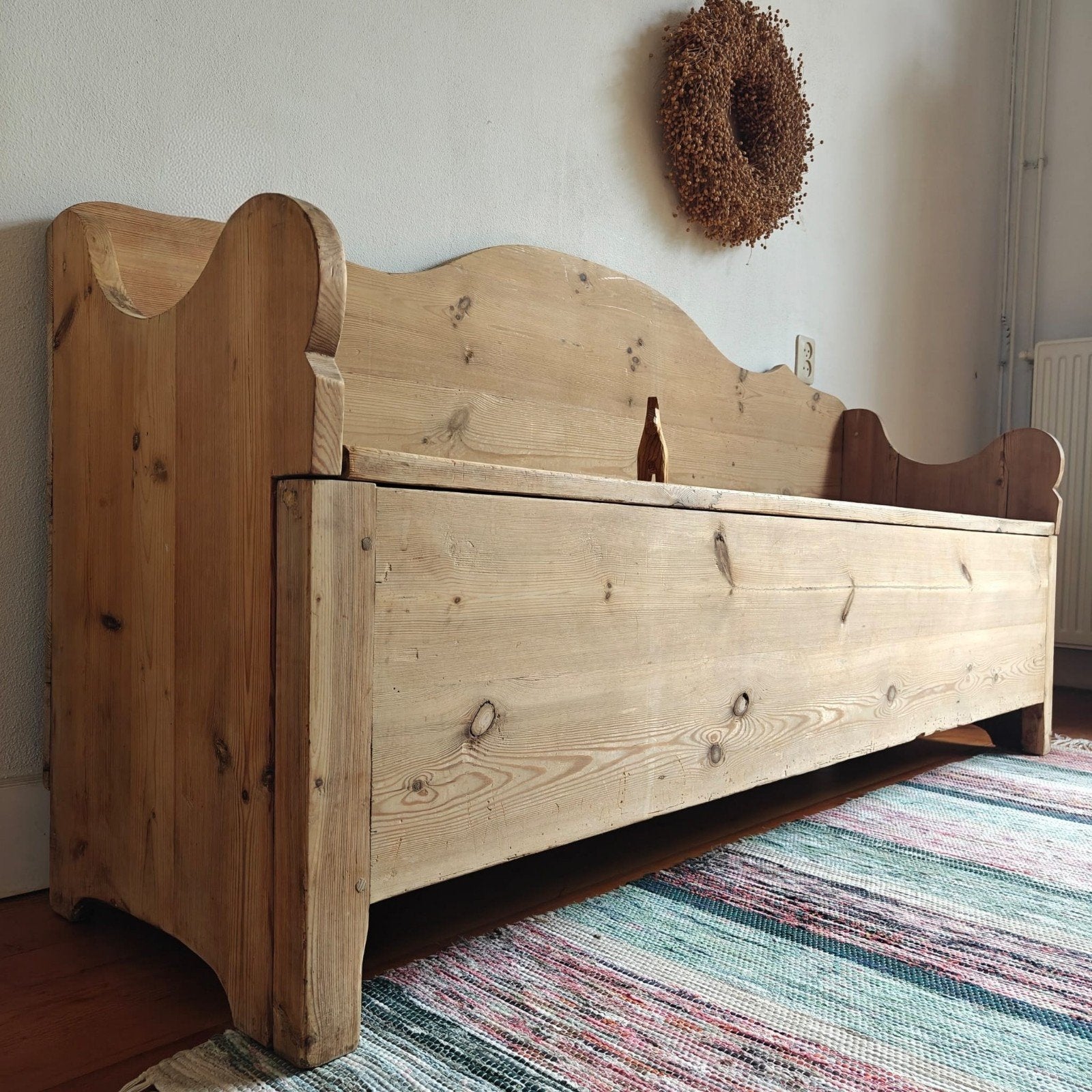 Antieke Zweedse klepbank., Antiek en Kunst, Antiek | Meubels | Stoelen en Banken, Ophalen