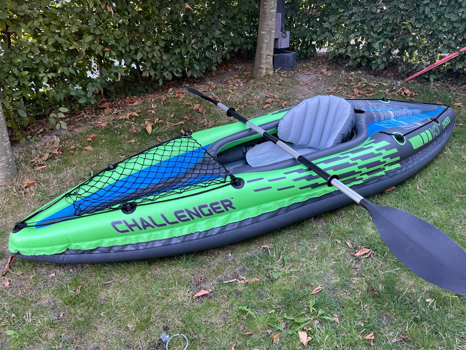 Intex Challenger K1 opblaasbare kajak met peddel en pomp, Ophalen, Opblaasbaar, Gebruikt, 1-persoons