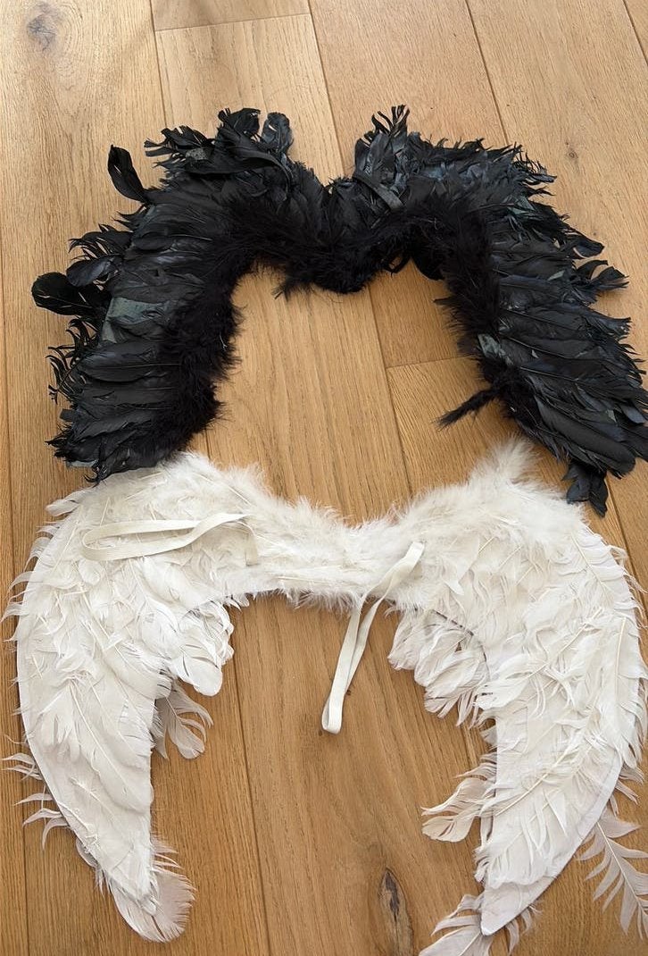 Wings - Angel, Ophalen of Verzenden, Zo goed als nieuw, Zwart